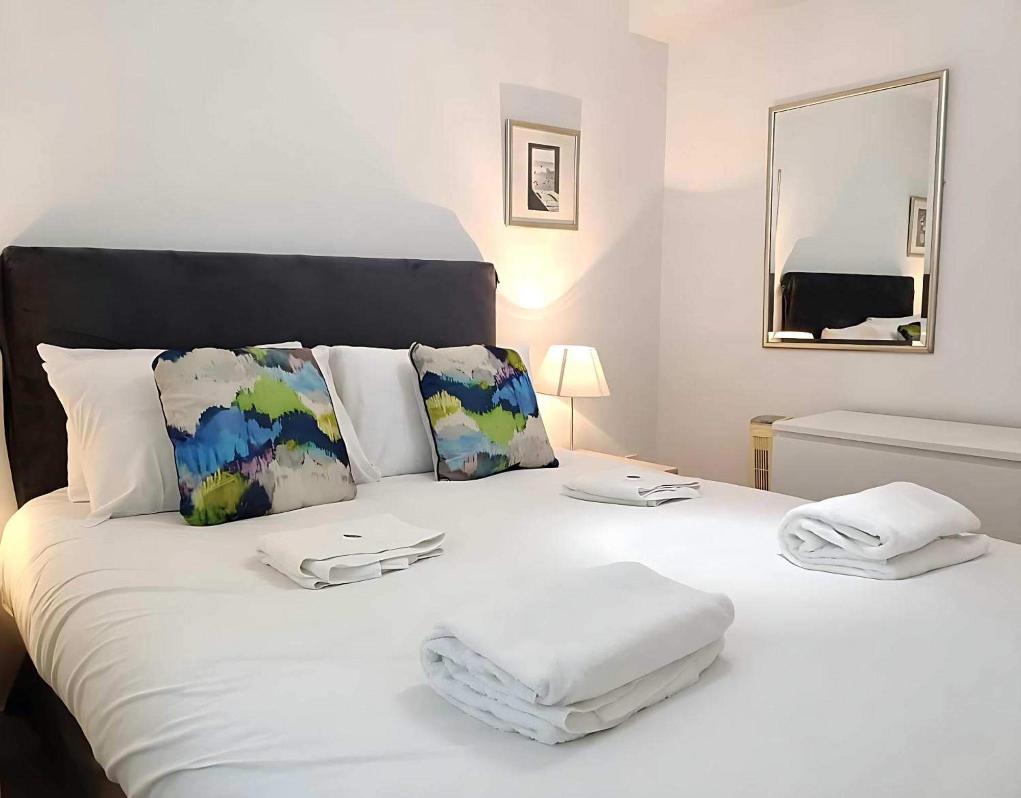 Still Life Tower Hill Executive Лондон Экстерьер фото